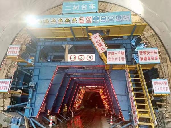 �c(di��n)���鿴Ԕ��(x��)��Ϣ��(bi��o)�}�������r���_(t��i)܇(ch��) ��x�Δ�(sh��)��2000